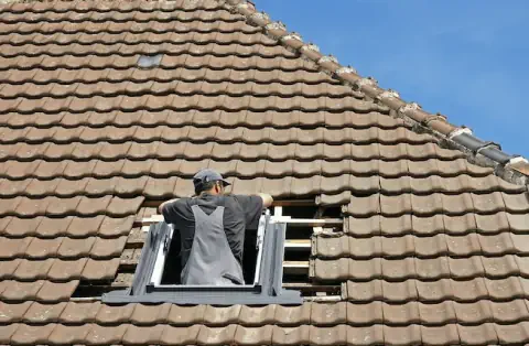 Pose de velux - Lamagdelaine